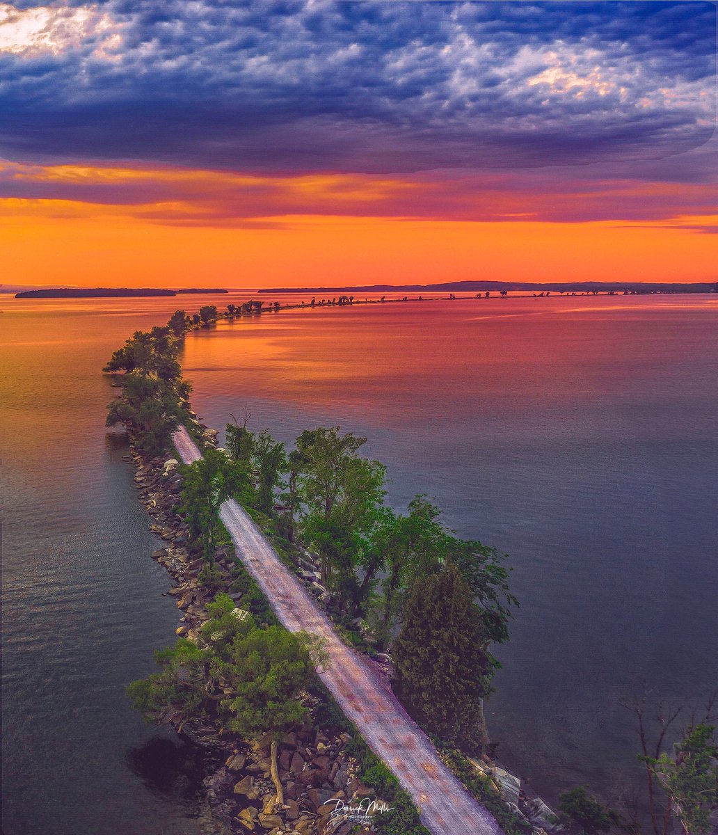 Tag someone to ride the Colchester Causeway into the sunset with. 😍 📸: derrickphotos_ on Instagram. #ThisIsVT #FindYourVT