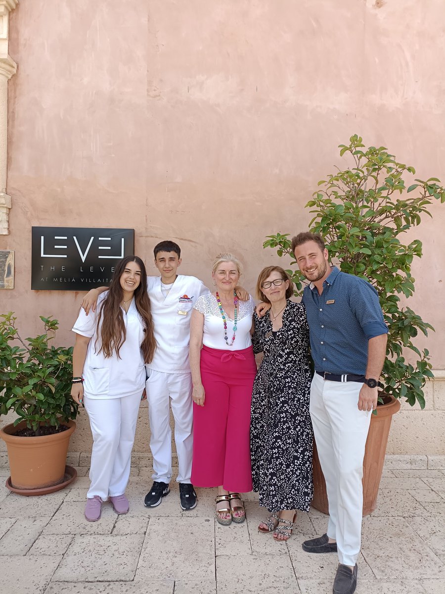 Ruth Escribano tweet media