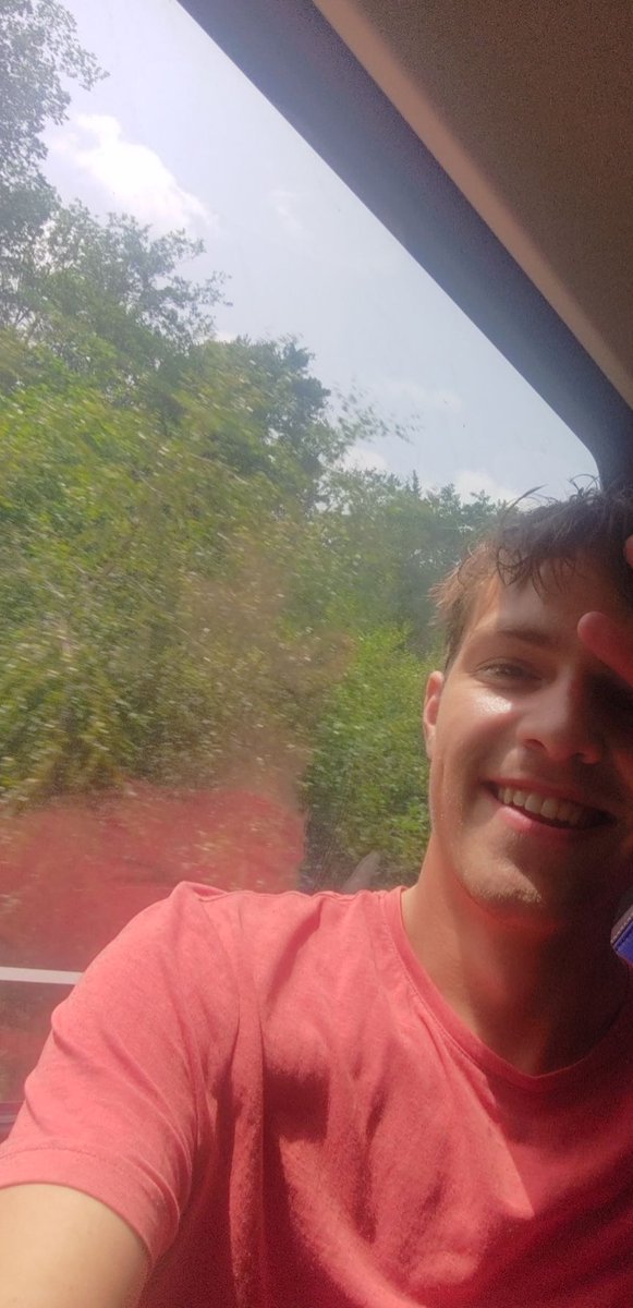 Mees de Vries tweet media