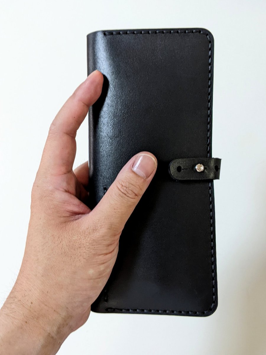 ウクライナから丸2ヶ月かけて届いたペンケース。セラーの対応もすごく