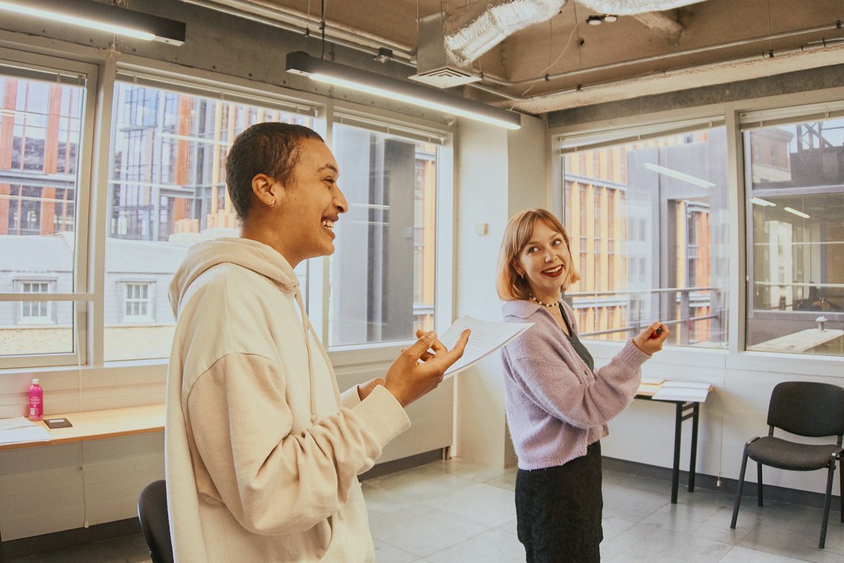 Pink Sky Theatre tweet media