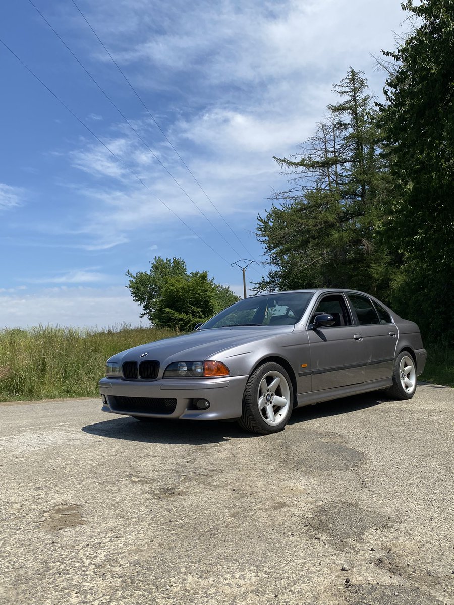 oNayyBE's tweet photo. 26 ans et toujours aussi belle 🥰
Vite que ce projet avance… 👀
#Bmw #E39 #PackM https://t.co/EFLYTJ6Qm5