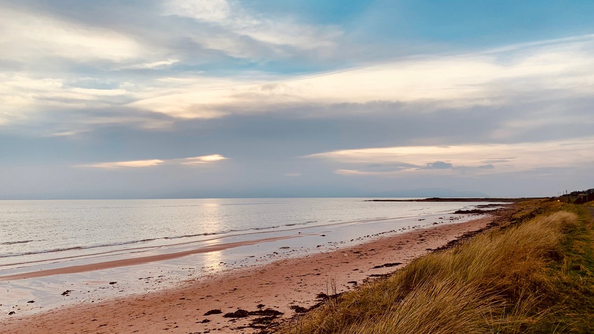 turnberryscot's tweet photo. Discover #AYRSHIRE with its spectacular coastline, quaint towns &amp; villages, amazing visitor attractions, &amp; most importantly, the friendliest of people. An experience you can’t buy, only live. Early booking advised for Summer 22 #VisitScotland #VisitTurnberry #LuxuryBreaks https://t.co/cghzItZAOg