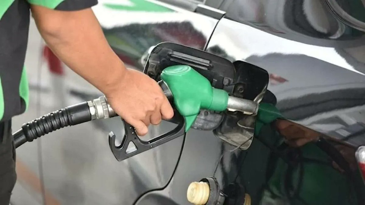 ⛽️ Akaryakıt fiyatlarında indirim bekleniyor bit.ly/3zMe9cM