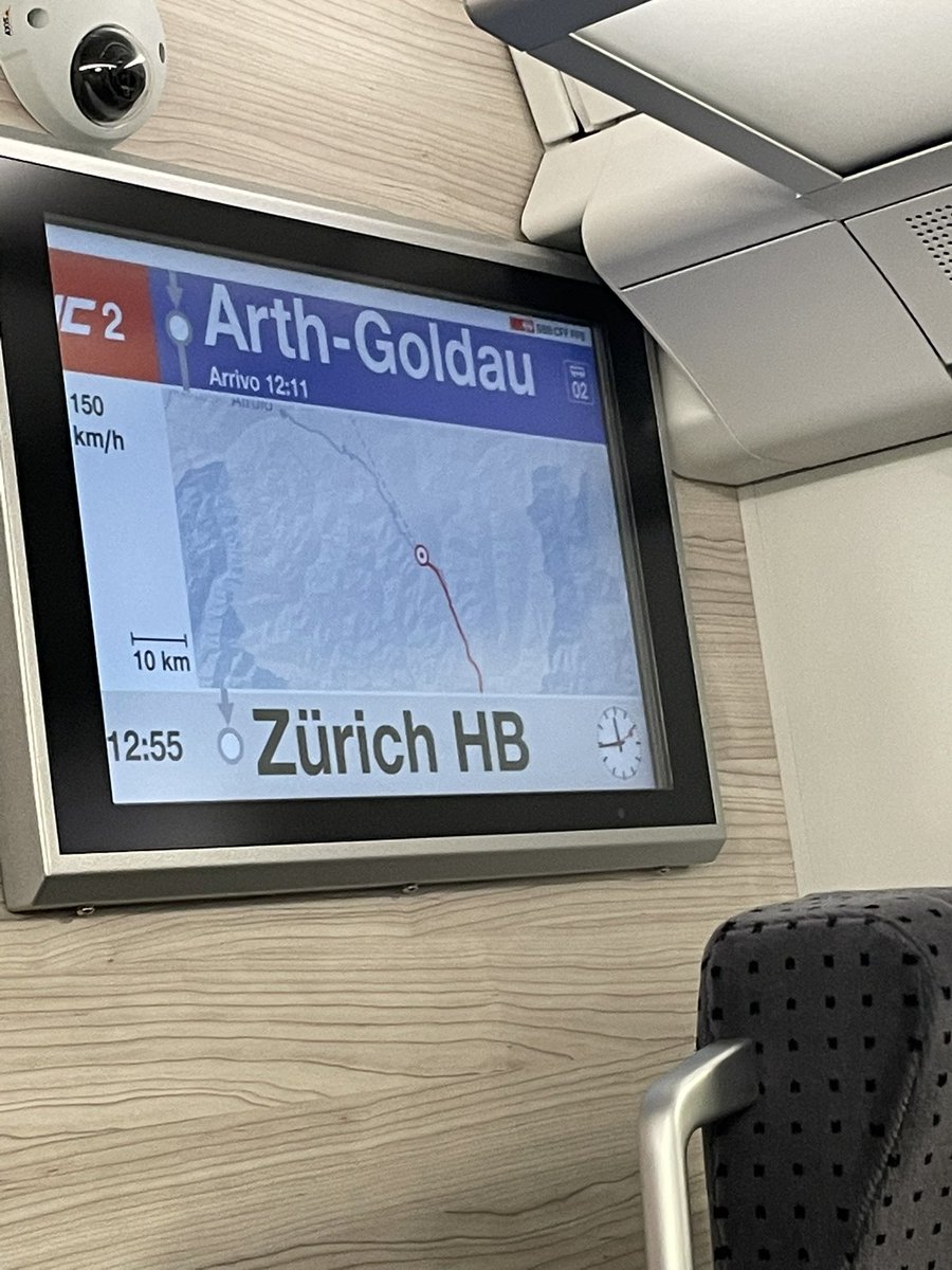 Der IC2 fährt ab der MFS Faido 30km mit 150km/h anstatt 200km/h durch den GBT (ADL gelenkt). Der Halt in Altdorf entfällt aber, gem. SBB aus „Zeitgründen“, bis Ende August 22 aus, weil in Schwyz für ~2km nur mit 60km/h anstatt 100km/h gefahren werden kann…🤷🏼‍♂️ <a href="/RailService/">RailService SBB CFF FFS</a>
