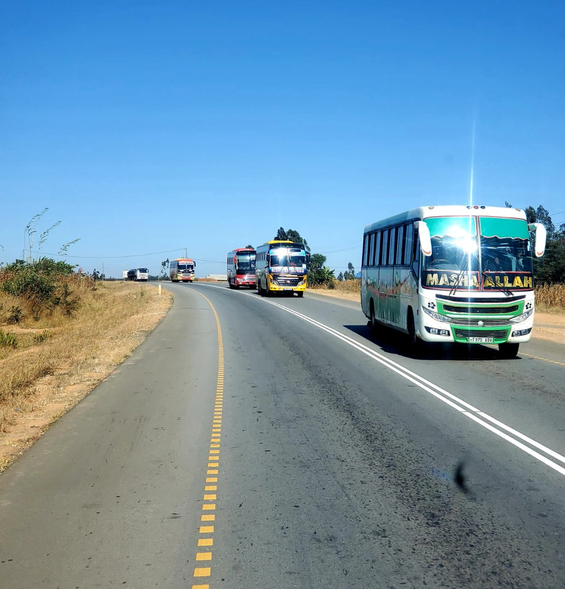 BusWorldTZ's tweet photo. Mashambulizi safarini ๐ฅ๐ฅ
Kutoka kwa @Dj_ELLY_
#TuruBest #KimotcoExpress #AboodBusService #PremierlineExpress #busworldtanzania https://t.co/qoB84LOITu
