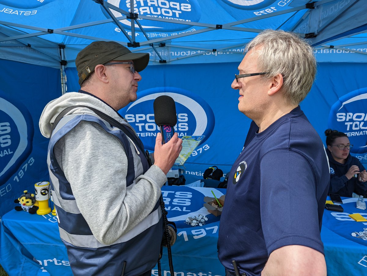 tamesideradio's tweet photo. There is a team of Volunteers and staff that are working behind the scenes to make sure the event runs with success.
They also make sure the course is safe for the runners.
#tot22 @TheRunningBee @sportstoursint @touroftameside https://t.co/BGObPGNpRH