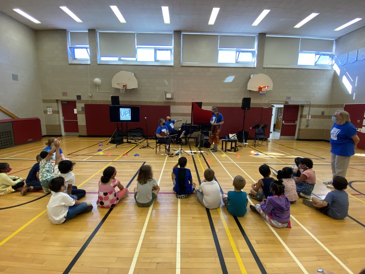 Room208 : The Burrow tweet media