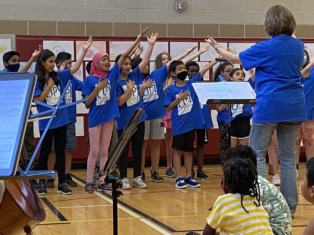 Room208 : The Burrow tweet media