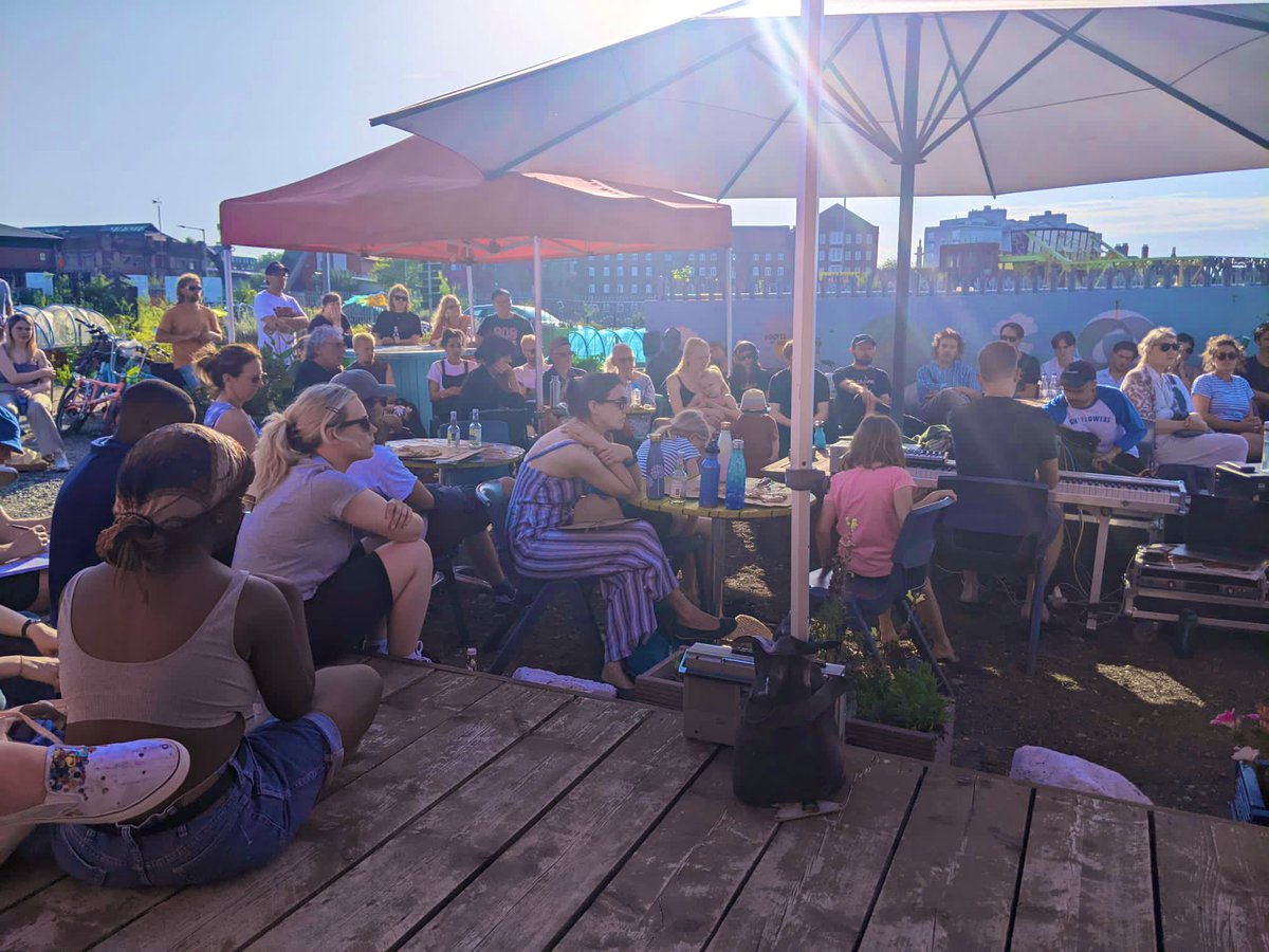 BTOHull's tweet image. Beaut chilled vibes last night in the sun @RootedinHull for @bombedbuildings’ @soundandmusic #ComposerCurator performance 💫