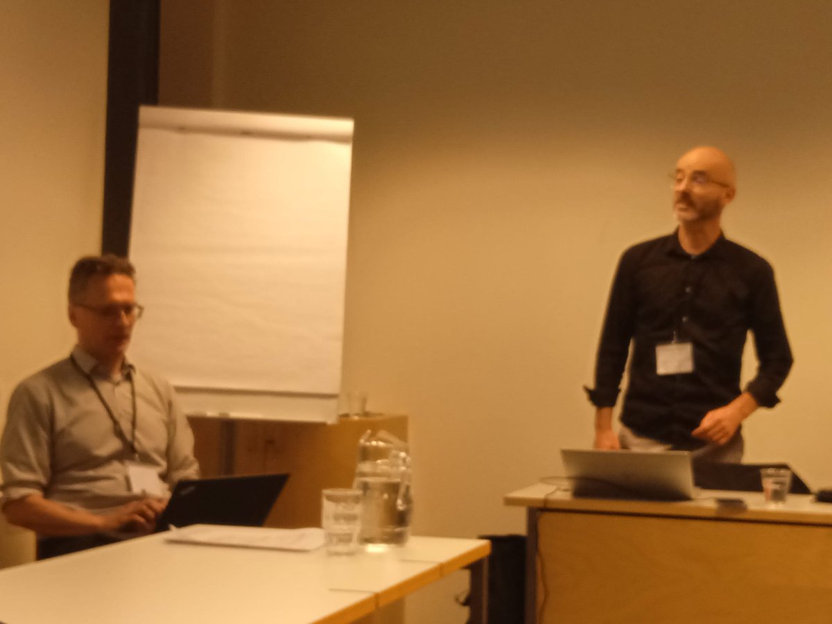 Methodological tensions in the study of #cocreativity in #ProjectBasedLearning by <a href="/isaac_guillaume/">Guillaume Isaac</a> at <a href="/NBISCAR2022/">Nordic-Baltic ISCAR Conference 2022</a>, w <a href="/SylvieBarma/">Prof. Sylvie Barma</a> <a href="/universitelaval/">Université Laval</a> / @SUGARnetwork <a href="/Univ_CotedAzur/">Université Côte d'Azur</a> <a href="/fabline06/">Lab. d'Innovation et Numérique pour l'Éducation</a> 

understanding⚡transforming
exhaustivity⚡accuracy
individual level⚡collective level