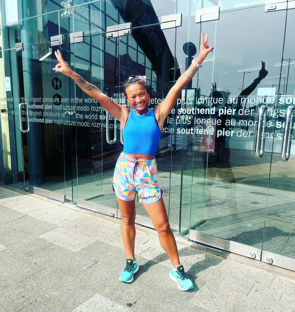 Dawan98177865's tweet photo. #toughrun #longrun #steady #catchup #fitness #runningfriend #keepgoing #hotday #summbertime #blue @happystrideuk #blue #runningbuddy @cK_Kirkland https://t.co/LABr8fucsa