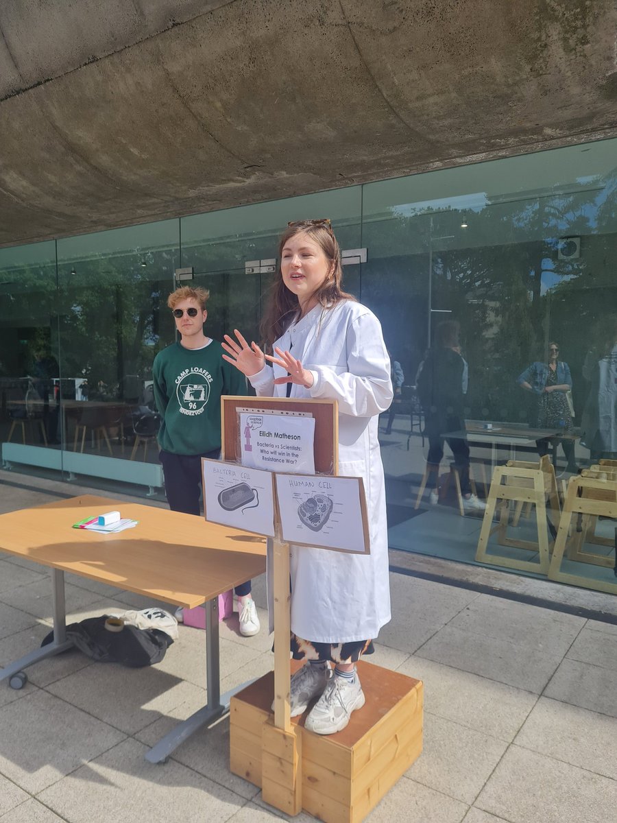 Thanks to <a href="/EilidhMatheson_/">Eilidh Matheson</a> from the <a href="/QUBCCE/">QUB - Chemistry & Chemical Engineering</a> for her great presentation on bacteria as part of @SoapboxScience2022 at the <a href="/UlsterMuseum/">Ulster Museum</a> @petronas <a href="/4womeninscience/">For Women in Science</a> <a href="/niscifest/">NI Science Festival</a>