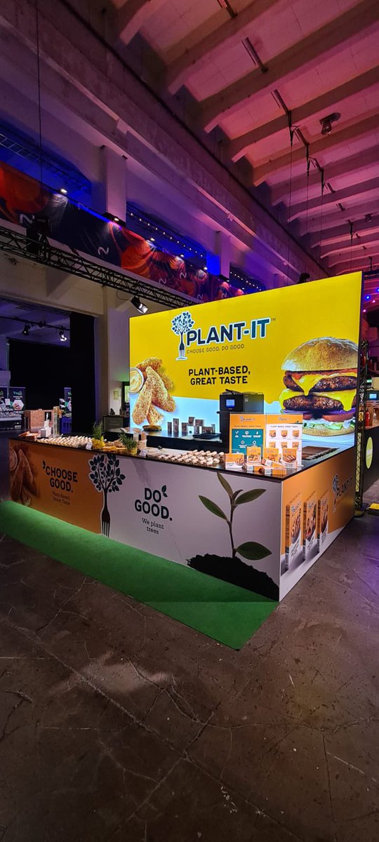 plantitfoodco's tweet photo. Plant-It are attending @vegemessut at Kaapelitehdas in Helsinki, Finland. 🇫🇮 

Vegemessut is the Biggest Vegan Food Fair in the Nordics. 🌱

Come visit us in the Cable Factory and taste our Delicious Plant-Based food. 😋 

#ChooseGoodDoGood #PlantBased #Vegemessut2022 https://t.co/otESo7nCan