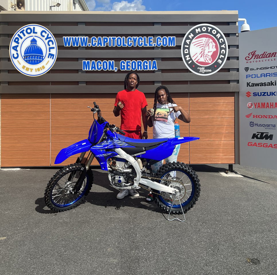 CapitolCycleCo's tweet photo. Class-leading performance! Congrats to Brittany and Dirt on their new 2022 Yamaha YZ450F! Enjoy!
:
#KeithMatthews #CapitolCycle
#Yamaha #YZ #YZ450F #Moto
#DirtBike #Adventure https://t.co/GOetzCj4H1
