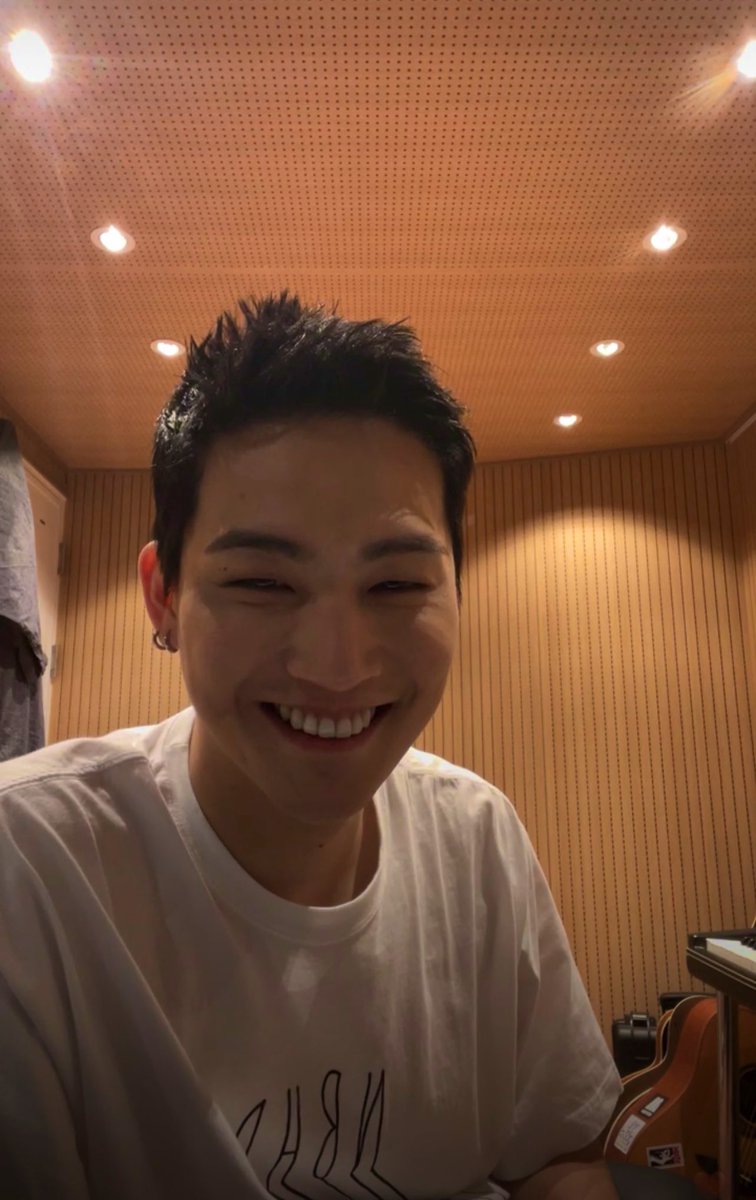 cyn ·͜· tweet media