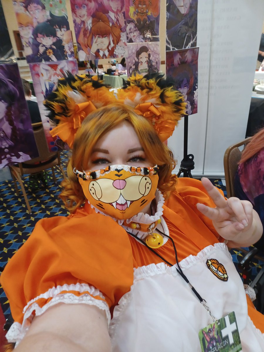 ThatOneChickYDK's tweet photo. Catgirl Garfield coming at you live from the booth at @Cosplacon Day 2! Come see me in the artist alley~! 
#cosplacon https://t.co/Au0XckrReF