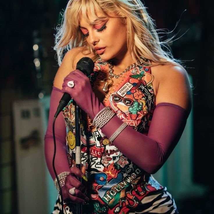 RexhaLatestSite's tweet photo. 🇭🇺 DEEZER HUNGARY Charts:

@BebeRexha - "Break My Heart Myself" feat. @travisbarker: 

#16 Hungary (NEW) https://t.co/ikvSQrYLKZ