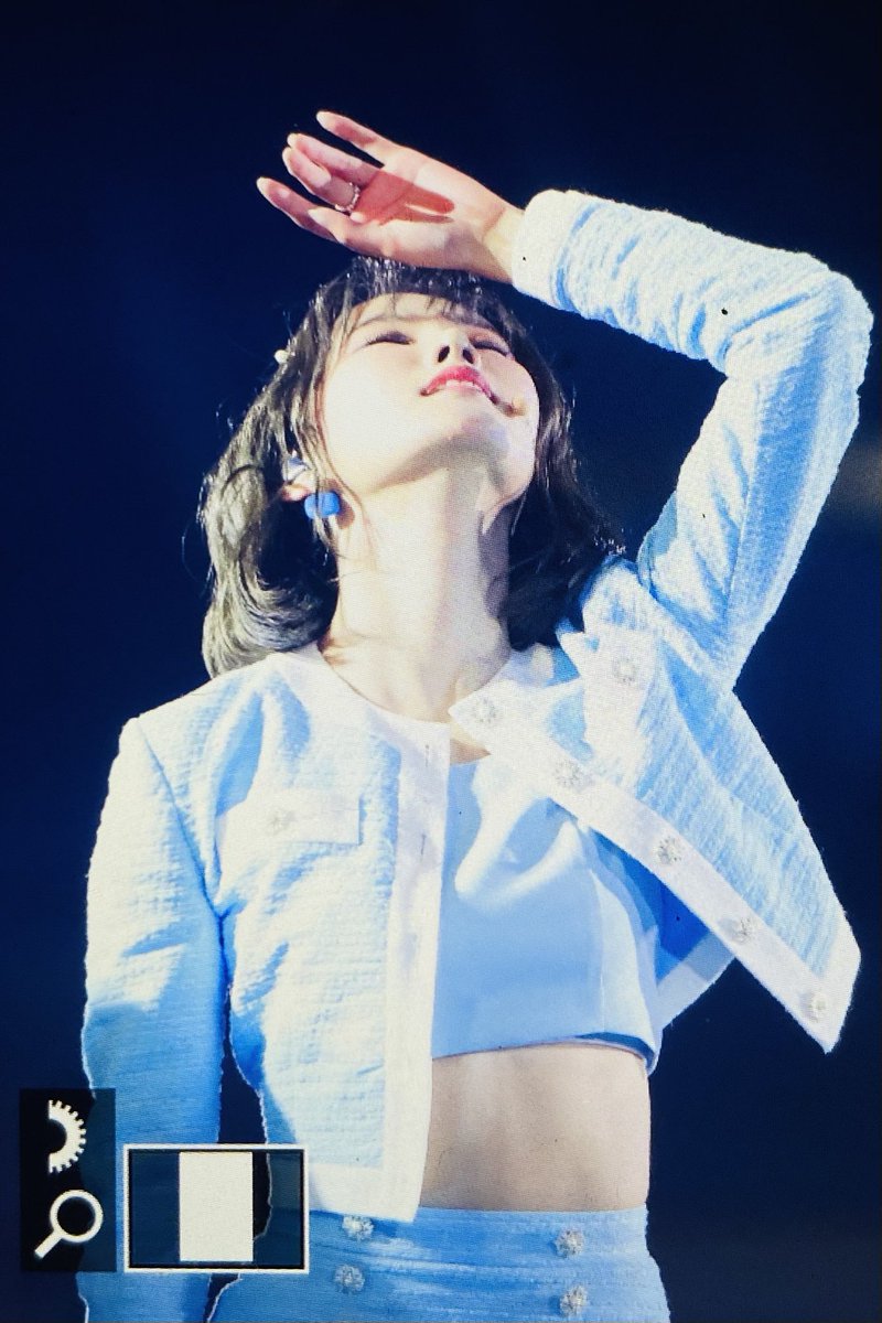 leesoojin_kr's tweet photo. 220618 투더문 비번 까먹었으니까 그냥 베댄럽에서 보세요 😋❤️ 찌미나 사랑한단다ㅏㅏㅏ🫶🏻 #먼데이 #김지민 #Weeekly @_Weeekly https://t.co/JrRLeYYmch