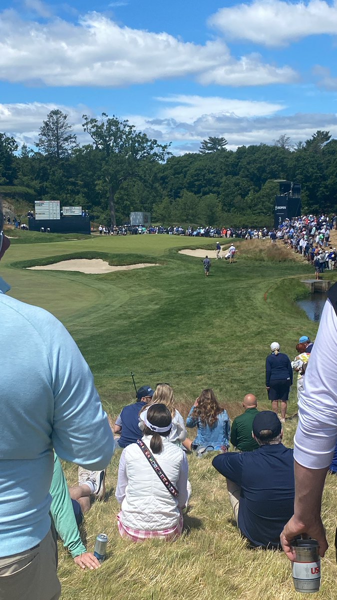 Right of 3 green, where Rory made a mess yesterday…But this is Chris Naegel. He pitches it to 15 ft. <a href="/NaegelTracker/">Chris Naegel Tracker</a>