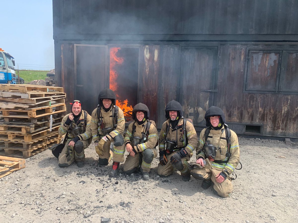 evdwelle's tweet photo. Vandaag oefendag basisprincipes gehad bij CFBT-NL op de tweede Maasvlakte. 

Een mooie, leerzame dag. 😅

#cfbt https://t.co/ICsMJEq5ao