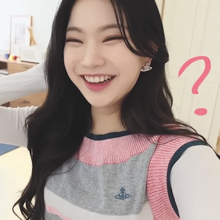 staeycisa's tweet photo. @selfolconvo am i cute enough kak?🥺 https://t.co/P0KNHwPsT3