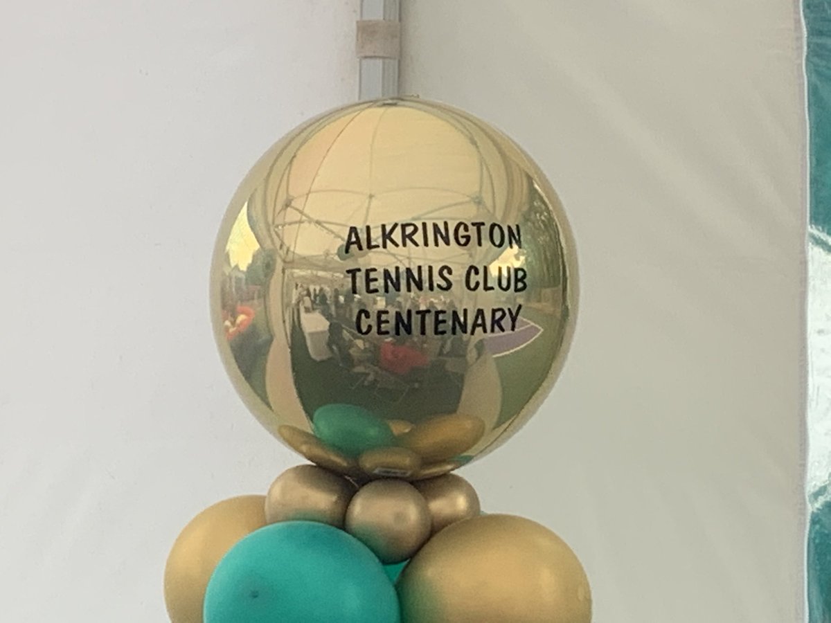 IanCheeseman's tweet photo. Just popped down to @AlkyTennis - it’s their 100th birthday - we’ll done! 🎂 https://t.co/rGoQuLzer4