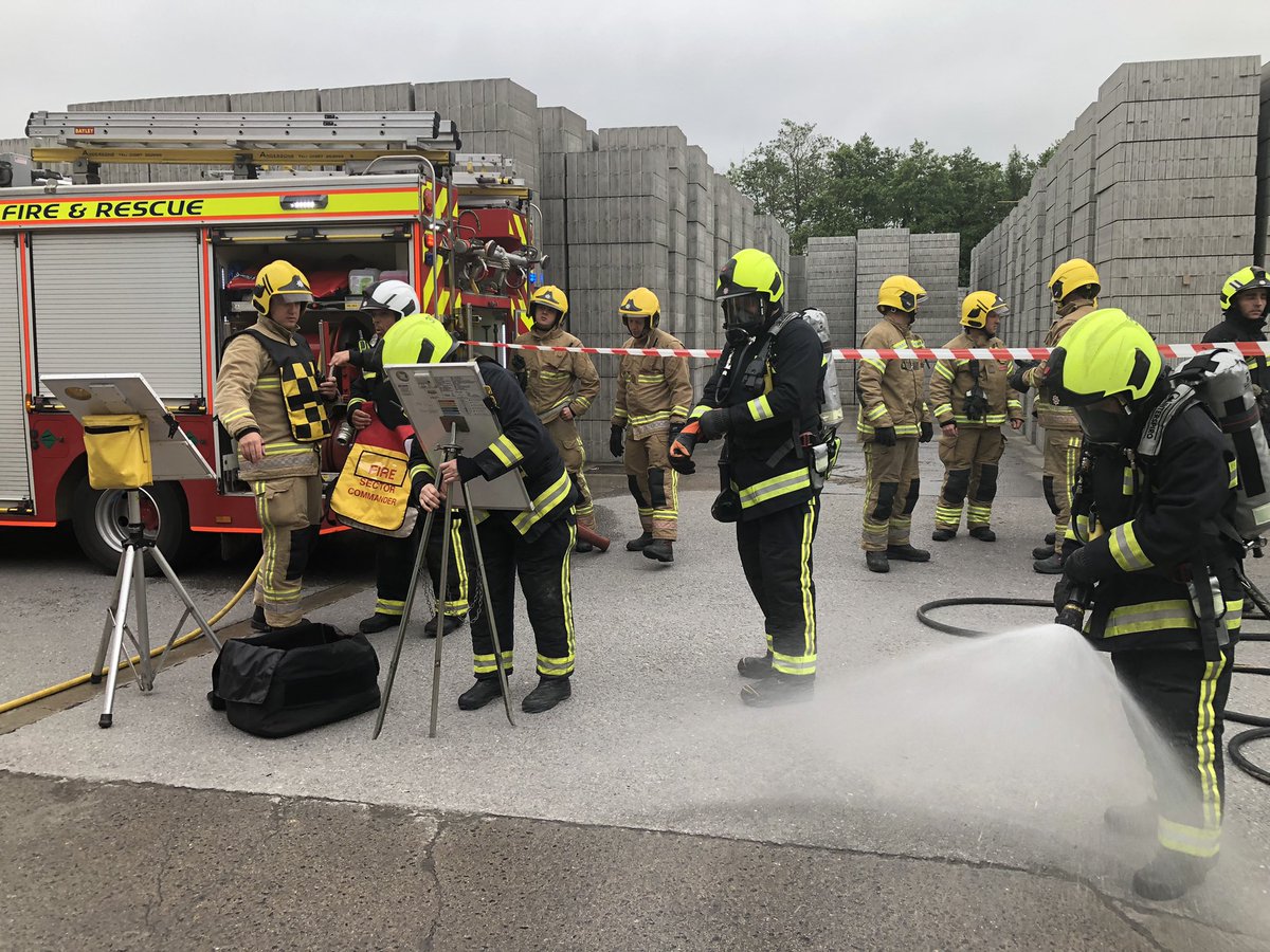 Today crews from @AFRSChew @AFRSWinscombe <a href="/AFRSPaulton/">Paulton Fire Station</a> @AFRSRadstock <a href="/AFRSPatchway/">Patchway Fire Station</a> <a href="/frome/">Frank Romeo</a>,Wells fire stations @AFRSHicksGate and the fabulous SM Miles attended a cross boarder exercise at the local concrete works simulated hazmat incident. Fantastic effort from all involved.