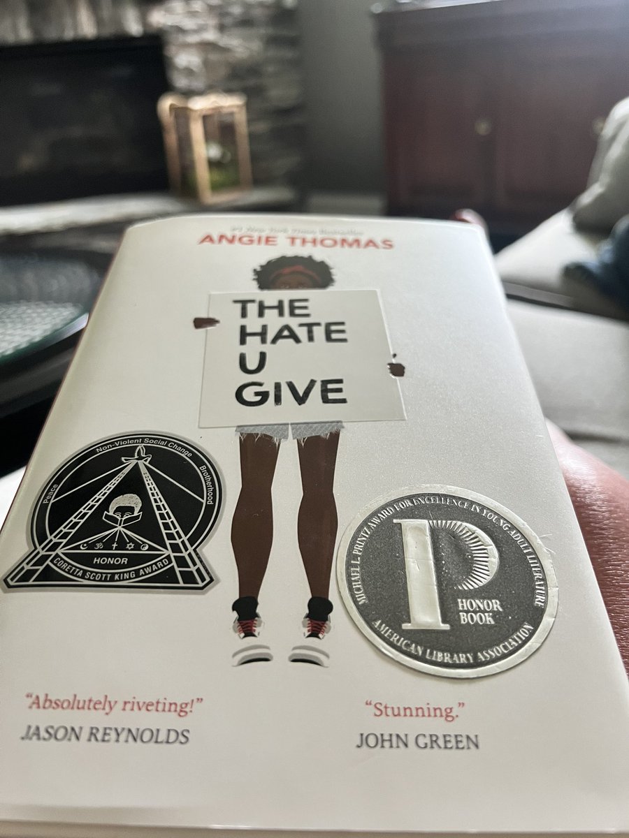 MrsAEllisSVHS's tweet photo. THUG … The Hate You Give was #book21 for 2022. The perspective shown in this book was incredibly educational. Open thy eyes… https://t.co/k6GQD5v8Sl