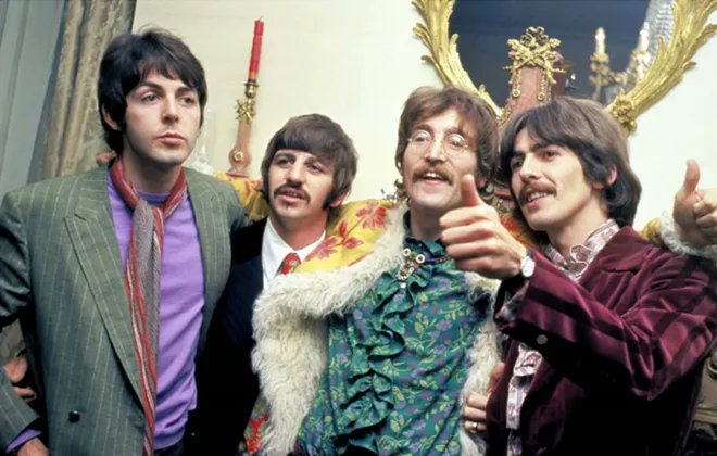 albumsonthisday's tweet photo. #OnThisDay in 1967, The Beatles released their eighth studio album, Sgt. Pepper's Lonely Hearts Club Band! https://t.co/aOWHuhoRNh