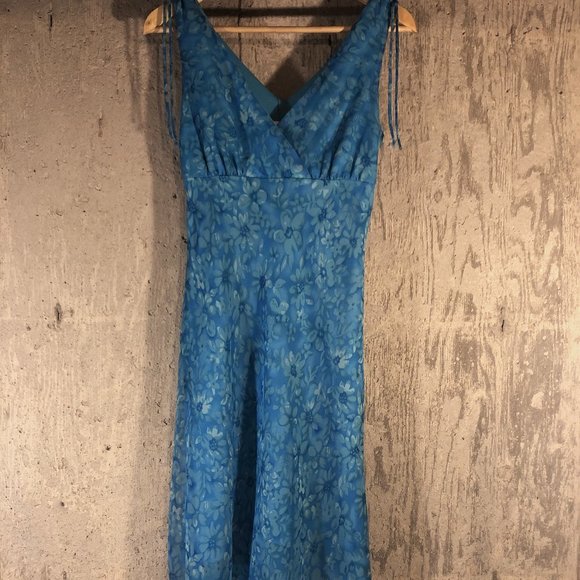 KnotHooking's tweet photo. So good I had to share! Check out all the items I'm loving on @Poshmarkapp #poshmark #fashion #style #shopmycloset #laura #cali #ep: https://t.co/rQ5LnwMV5q https://t.co/7gHo2mVEqS