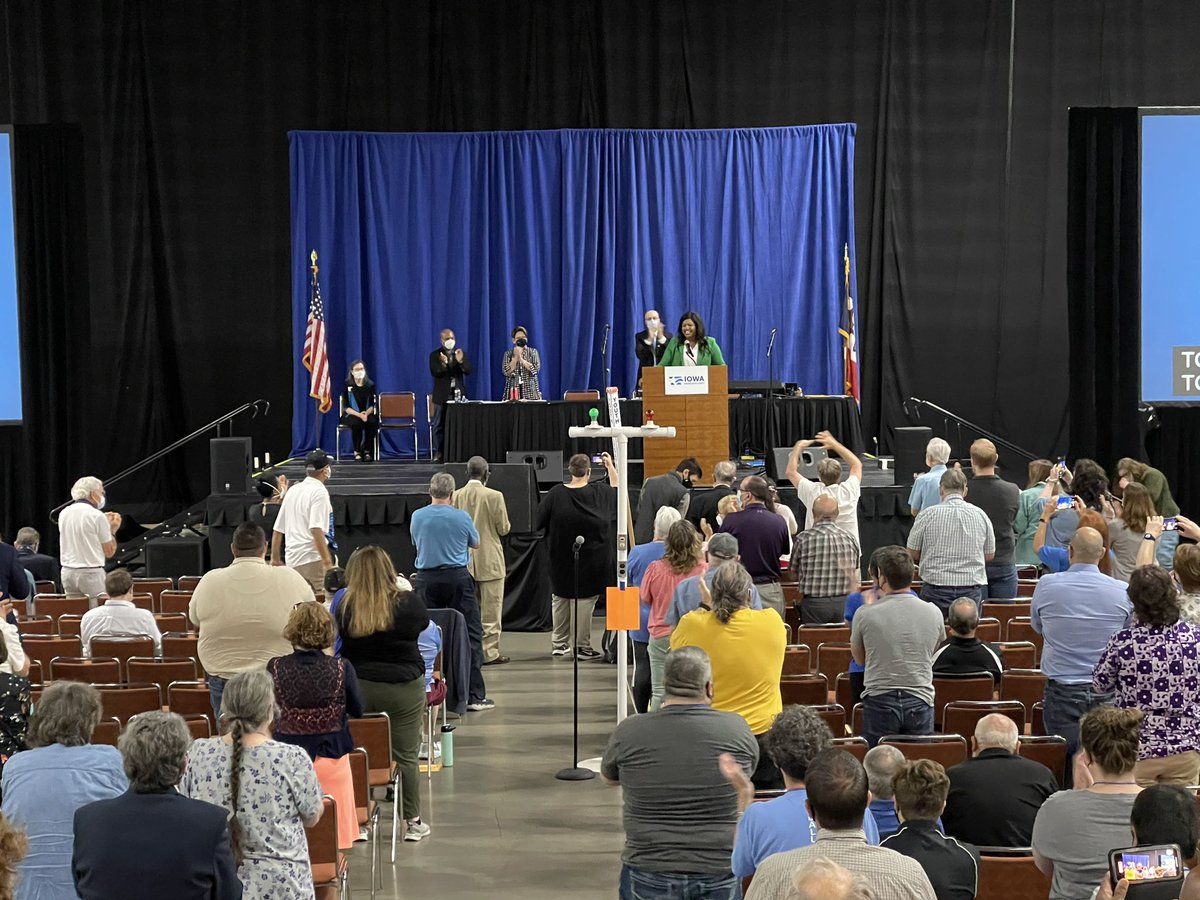 ZachFisherNews's tweet photo. .@DeidreDeJear is greeted to the stage now. “We weren’t sure if a black women could be nominated in Iowa…my story being possible ensures that our story is possible.” #IADem #IDPconvention @WHO13news https://t.co/bpnPsaRUmK