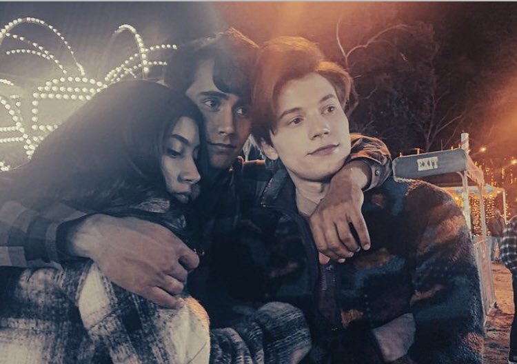 lovevictorbra's tweet photo. Tão lindos 😭 #LoveVictor https://t.co/8POjsHa02g