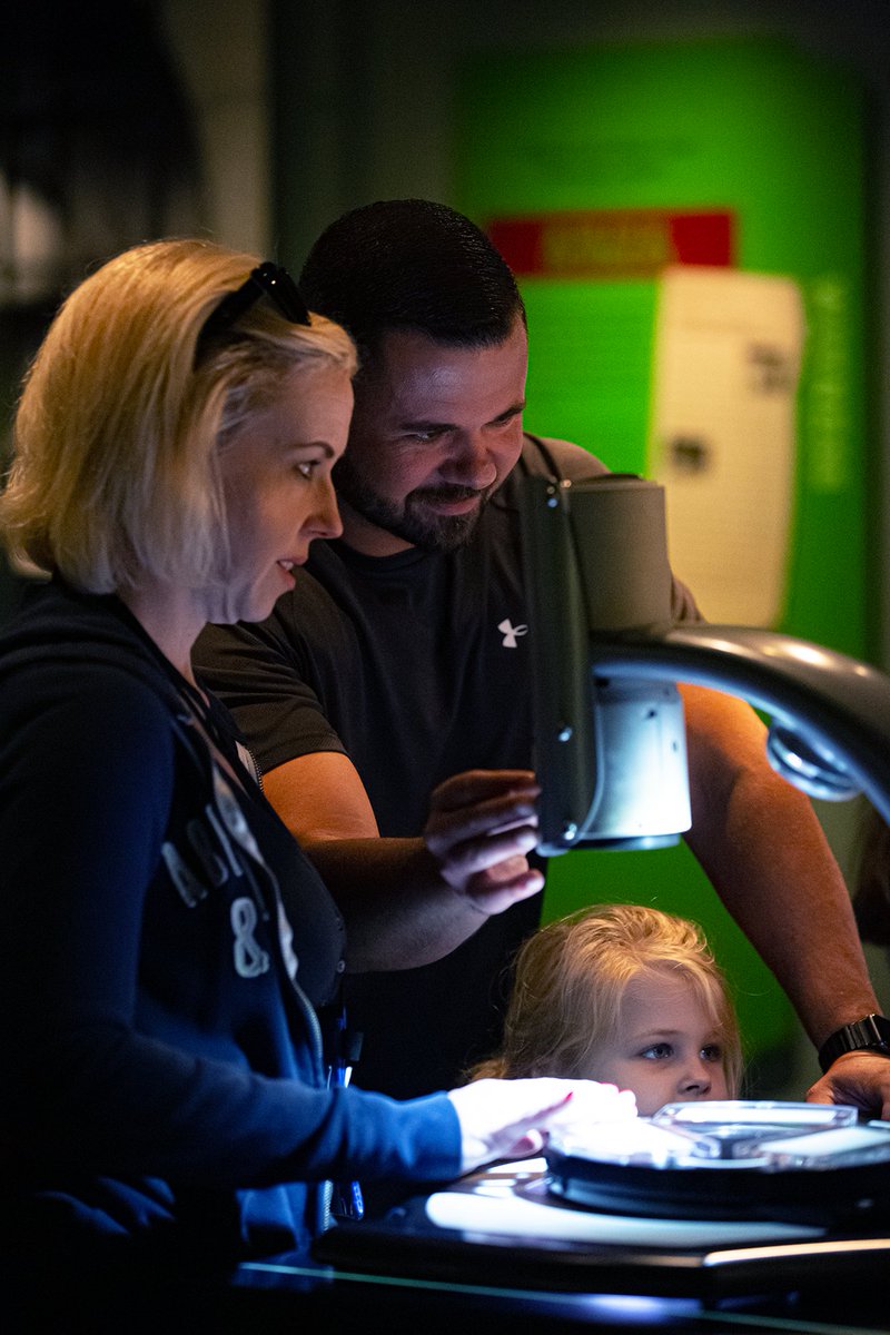NLEMuseum's tweet photo. Crime fighting family examining evidence in our Take the Case exhibit hall.

#KidFriendlyDC #ThingsToDoDC https://t.co/XIesLKmVQU