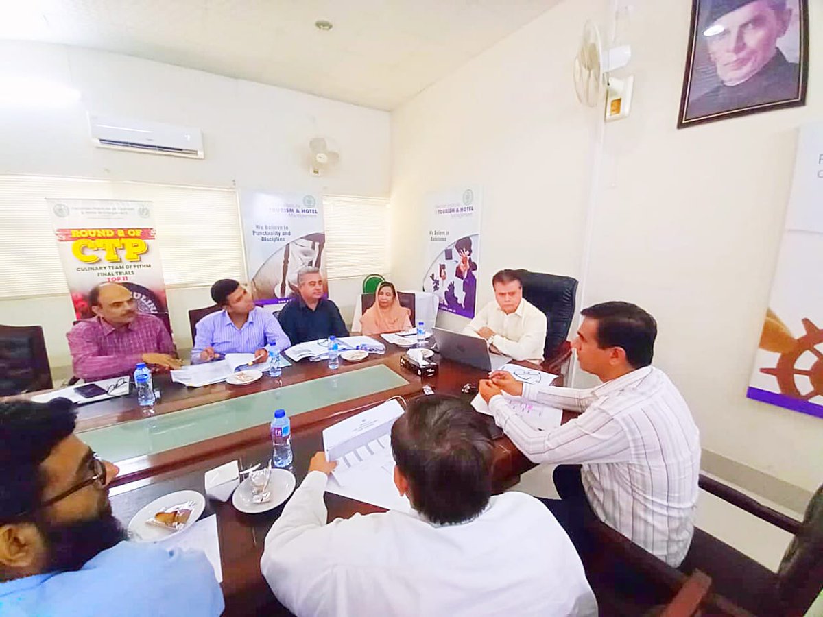 SELD_Sindh's tweet photo. Mr. Ghulam Akbar Laghari @AkbarLaghari5 SE&amp;LD, chaired a meeting today dated: 18th June, 2022 (Saturday) at 11-00 AM @ PITHM Karachi regarding updated current vacancy position and status of the recruitments of #SukkurIBA test #PSTs &amp; #JESTs of Karachi Region. https://t.co/aSFhW7mVDK