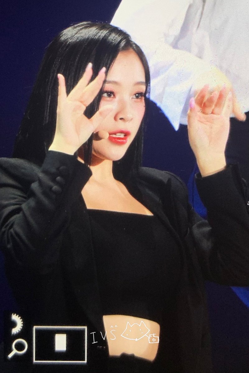 deukae_smiles's tweet photo. Dreamcatcher at📍Dream Concert ☀️
#드림캐쳐 #DREAMCATCHER @hf_dreamcatcher https://t.co/z3MssDSrVI