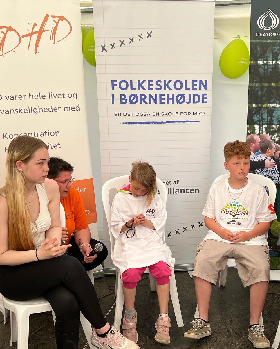 Hvordan sikrer vi en god skole til alle børn - uanset om det er i specialklasser, specialskole, mellemformer eller almene klasser?
#Inklusion, #faglighed, #fællesskaber og trivsel er en forudsætninger for alle børns #læring og #udvikling  
 <a href="/RosenkrantzT/">Rosenkrantz-Theil</a> #dkpol #dkuddan