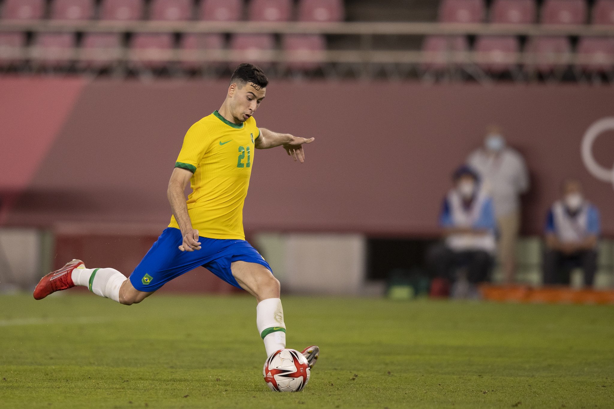CBF Futebol on Twitter: "Campeão Olímpico em Tóquio, Gabriel Martinelli  completa mais um ano de vida neste sábado. Parabéns, craque! 🥳🇧🇷 Fotos: Lucas  Figueiredo / CBF https://t.co/Ig2Q5AieNV" / Twitter
