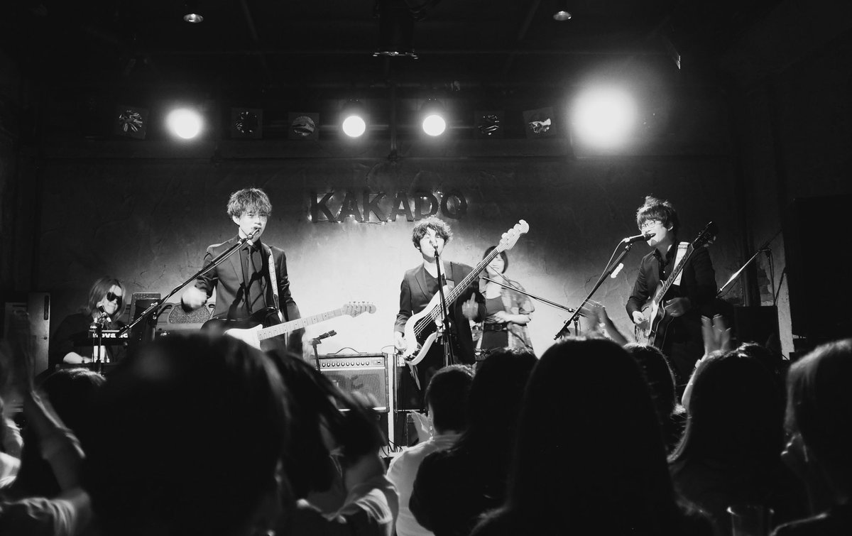 BGR_bungakuron's tweet photo. 音楽は世界の共通言語。

BGRとボーダーの向こう側へ。

war is over

#TKSR https://t.co/LzKDmIIDmB