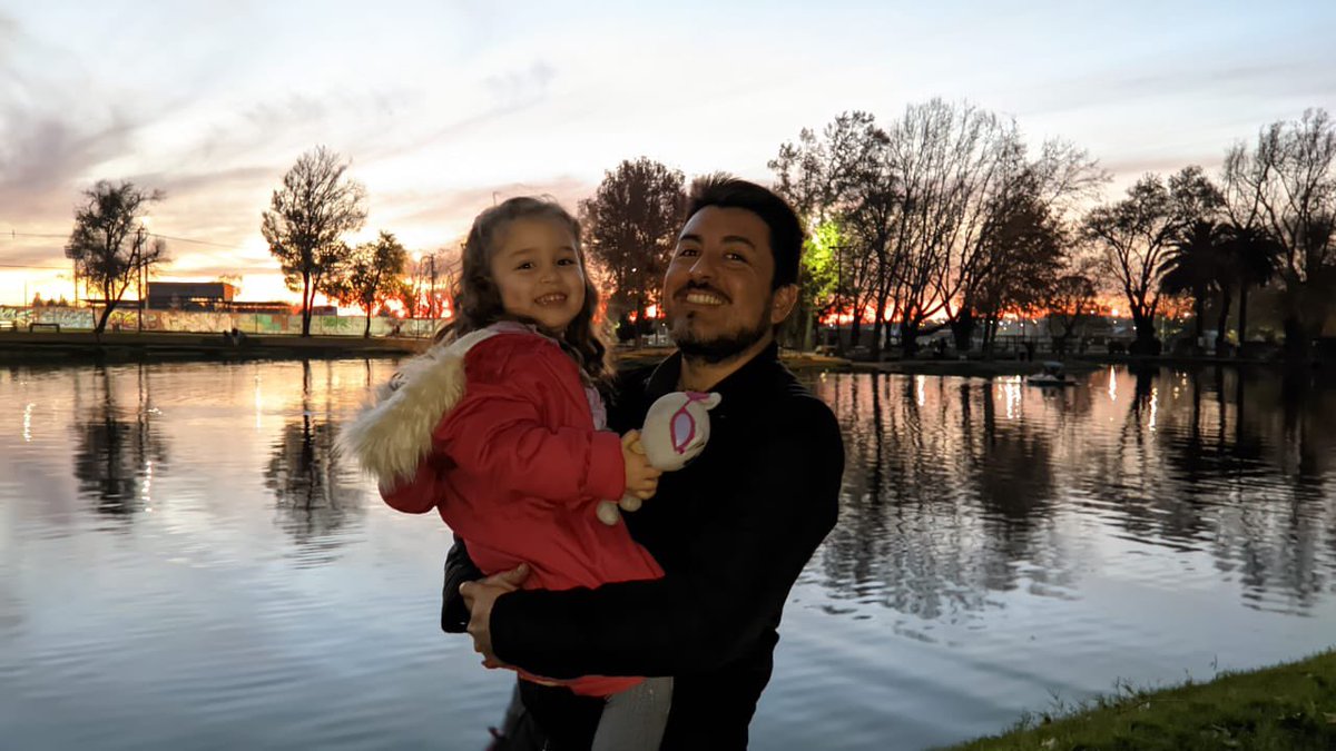 dannyloretoaf's tweet photo. @BuenFindeEnTVN #BuenFindeEnTVN  quiero desearle un bello Día del padre a mi amor que es un 7 como papi. Te amamos mucho Luis Torres Ossandón ❤️ https://t.co/DKHEQZ2iAf