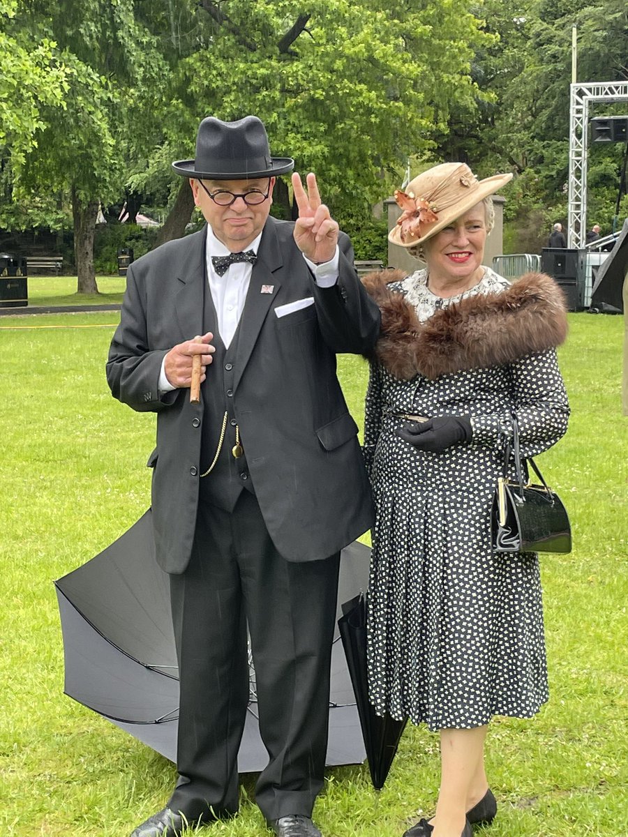 AlexDaviesJones's tweet photo. An absolute pleasure & a privilege to attend @RCTCouncilβs #ArmedForcesDay 2022 celebrations at Ynysangharad park this morning.
The typical Welsh weather didnβt even put a dampener on the event βοΈ #Pontypridd #TaffEly https://t.co/g9k4JTwG1S
