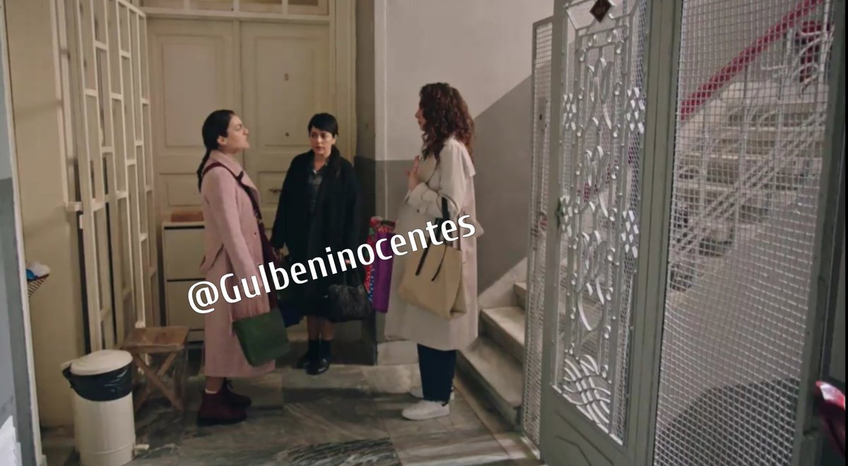 Ayse_oficial's tweet photo. #Inocentes14Jun Yo también me subo entonces, tengo que limpiar. Café, antes de limpiar? te la vas a llevar?. Dame, dame, vamos https://t.co/TzGP1Dakxq