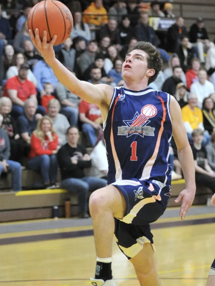 Coach Lash tweet media