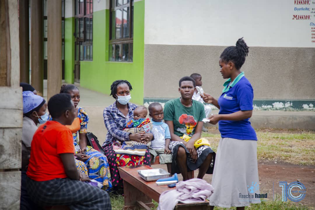 HumNabimanya's tweet photo. The involvement of the greater community, in addition to youth participation, is considered crucial to the effectiveness of reproductive health programs for young people. #UdecideUg https://t.co/M1TdfPRrt3