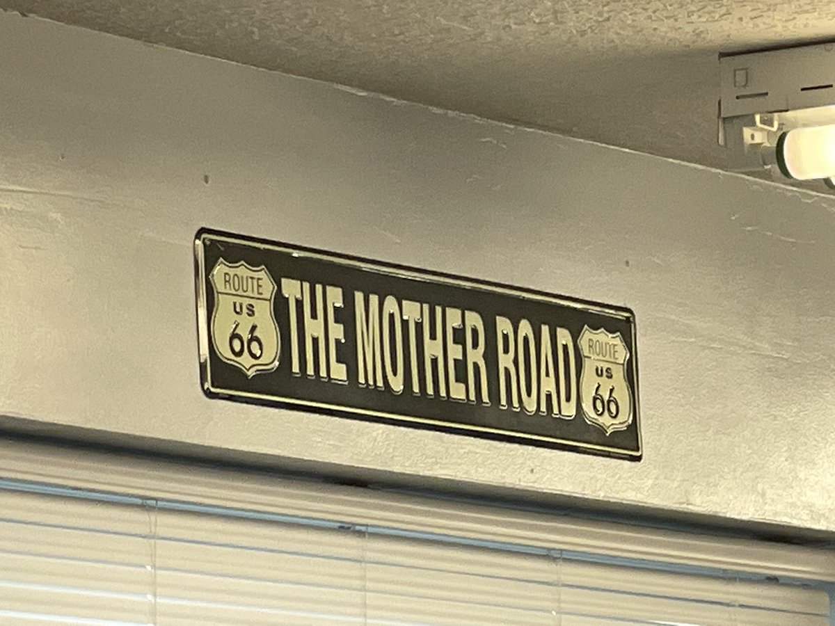 cairochris's tweet photo. Last night I crossed the border into my 49th state, and final one of the lower 48!  Had a beautiful sunrise this morning to celebrate and grabbed a donut from what looked like a classic Route-66 style place. 

#route66 #motherroad #history #oklahoma #roadtrip #sunrise #us66 https://t.co/8T1lCst4Gh