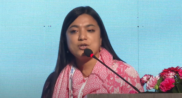 SamvadDigital's tweet photo. Ms. Salina Dangol, IT Director of  MoFAGA presenting on 'Data integration and its challenges in Implementation of e-governance in the
federal, provincial and local levels of
Nepal' https://t.co/qxUAi04Y4G