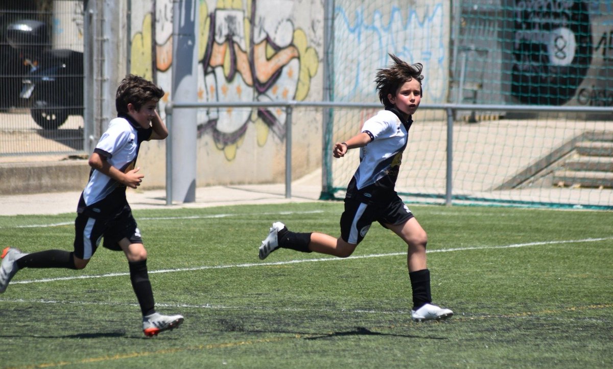 USCFbase's tweet photo. 📋 @cdribert 🆚 @UnionistasCF Benjamín B | IX Torneo F7 Ciudad de Peñaranda | Jornada 3️⃣
🏟 Luis García
📍 Peñaranda
📅 Sábado 18 de Junio
@cdribert 0️⃣
🆚
@UnionistasCF #BenjB 1️⃣
#ConstruyendoUSCF 🏗️ https://t.co/RxF6FOQ9ZG