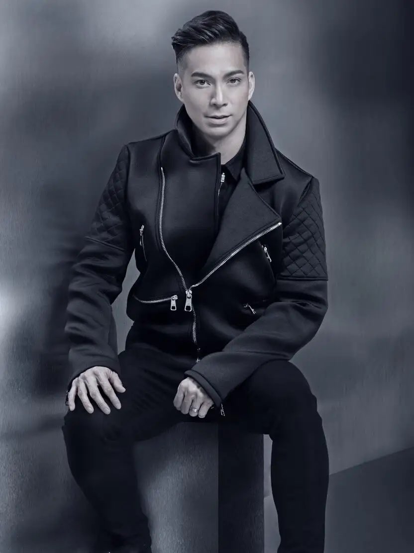 CurtisSChin's tweet photo. #Philippines to #USA: Spotlight @FrancisLibiran8. Just as I was thinking I need a new #BarongTagalog, Janet R. Nepales puts the spotlight on #Manila-born fashion designer Francis Libiran.
https://t.co/UewSKEY85R #GoJanet! @goldenglobes @DarrenCriss @priyankachopra @ANTMVH1 https://t.co/5N0Z2Xae9z