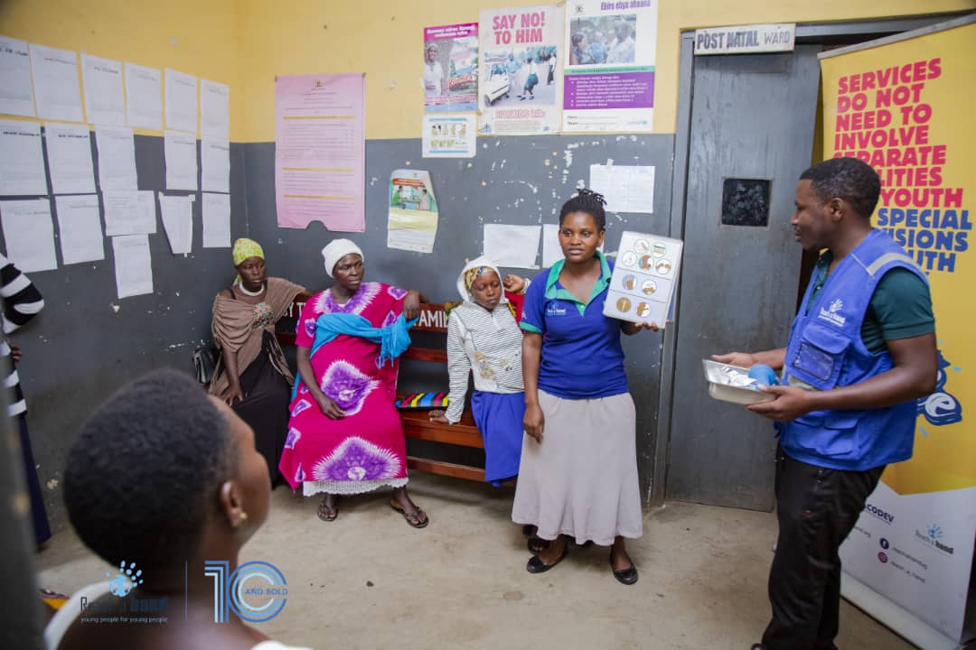 reachahand's tweet photo. With the great mobilisation done by the peer educators, rig truck drive, radio talk shows and radio announcements we have been able to provide family planning services to the people of Kasese. #UDecideUG https://t.co/eOs6ZHA4ru