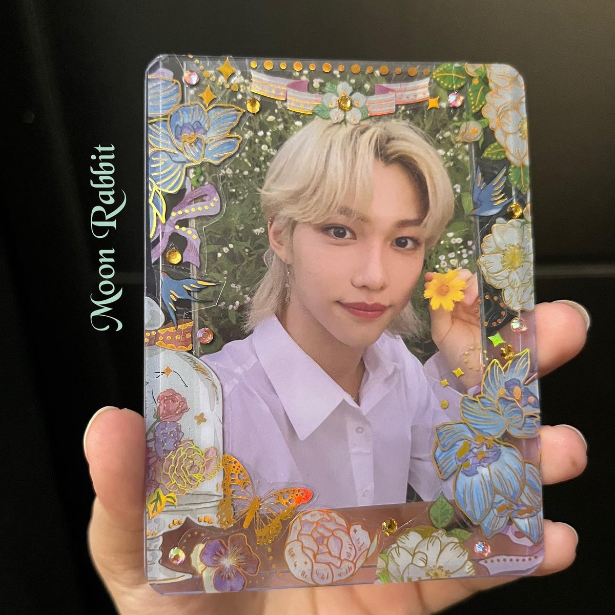 lemurian_lady's tweet photo. 🌙🐰Sold Out Designs🌙🐰
I can make a similar one, but some designs will not be able to be re-created
♥️Commisions Open♥️Chat me
#photocard #toploader #toploderdeco #kpopdeco https://t.co/uUoqWDmURR